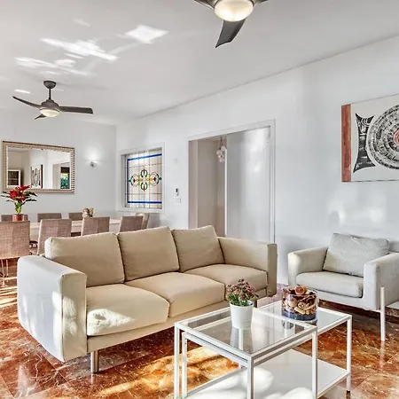 Perla Del Mar Calpe Вилла *