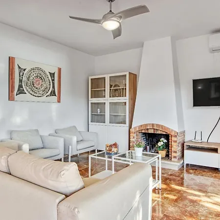 Perla Del Mar Calpe Вилла Бениса