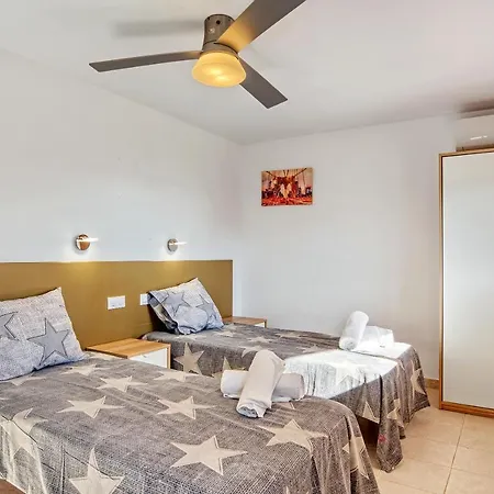 Perla Del Mar Calpe Вилла Бениса